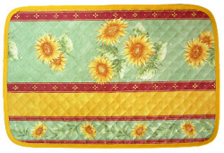 Provence quilted Placemat, non coated (sunflowers. green)